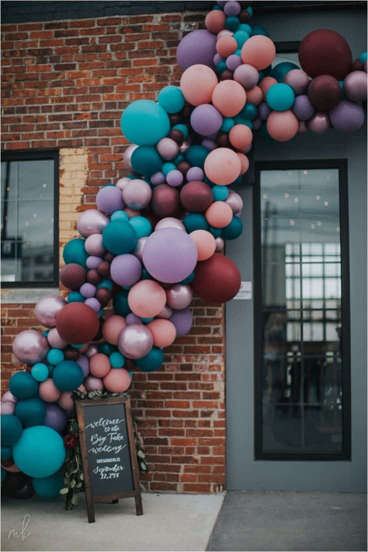 20 Gorgeous Balloon Arch Decorating Ideas - Lady Celebrations
