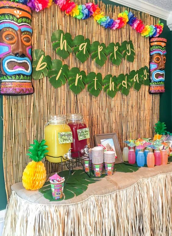 20 Hawaiian Birthday Party Ideas For Kids - Lady Celebrations