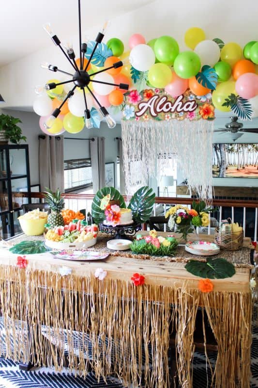 20 Hawaiian Birthday Party Ideas For Kids - Lady Celebrations