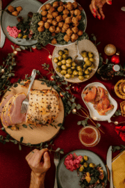 How to Throw a Holiday Party on a Budget - Lady Celebrations